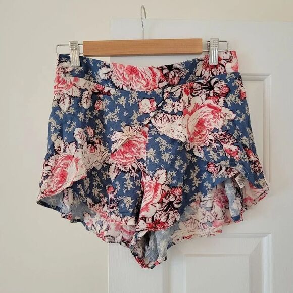 Free people ANTIQUED FLORAL SHORTS - Picture 2 of 7